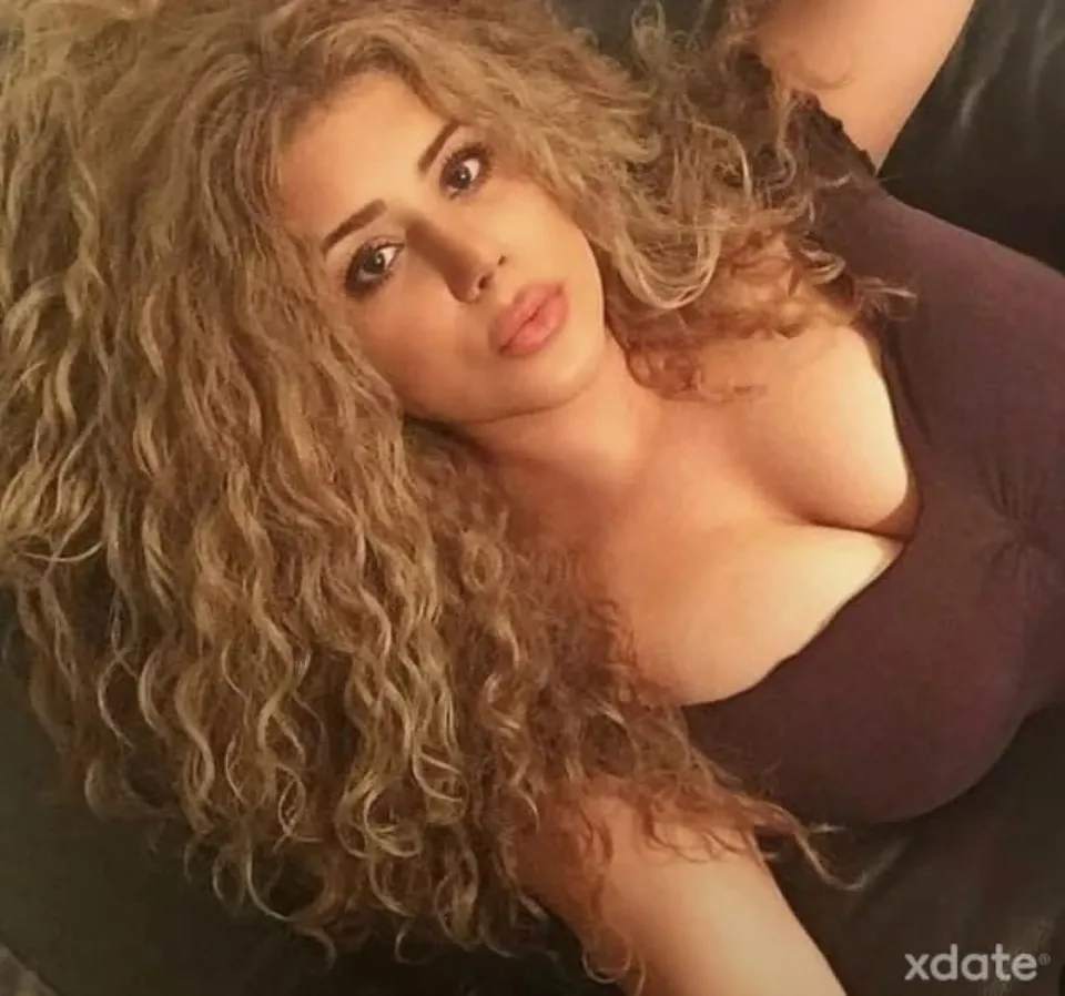 Yuli heißer Sex 69 Französische Küsse — Foto 1